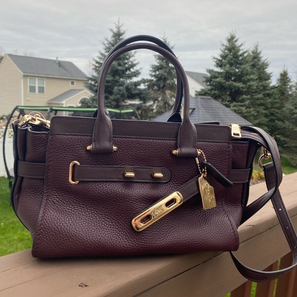 Coach Swagger Carryall Handbag Crossbody Oxblood - Picture 2 of 13